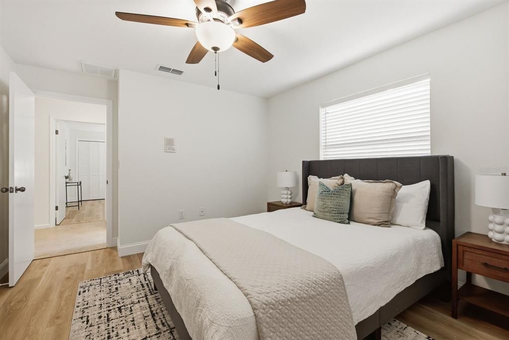 Active With Contract: $900,000 (5 beds, 3 baths, 2750 Square Feet)