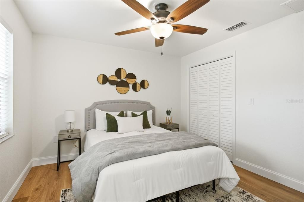 Active With Contract: $900,000 (5 beds, 3 baths, 2750 Square Feet)