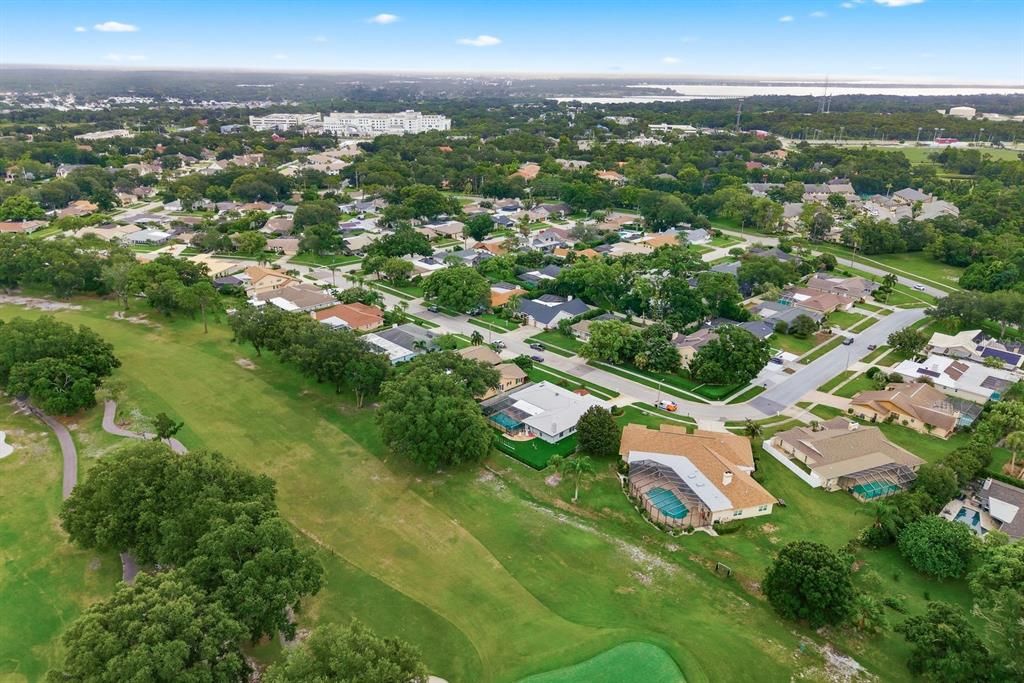 Active With Contract: $900,000 (5 beds, 3 baths, 2750 Square Feet)