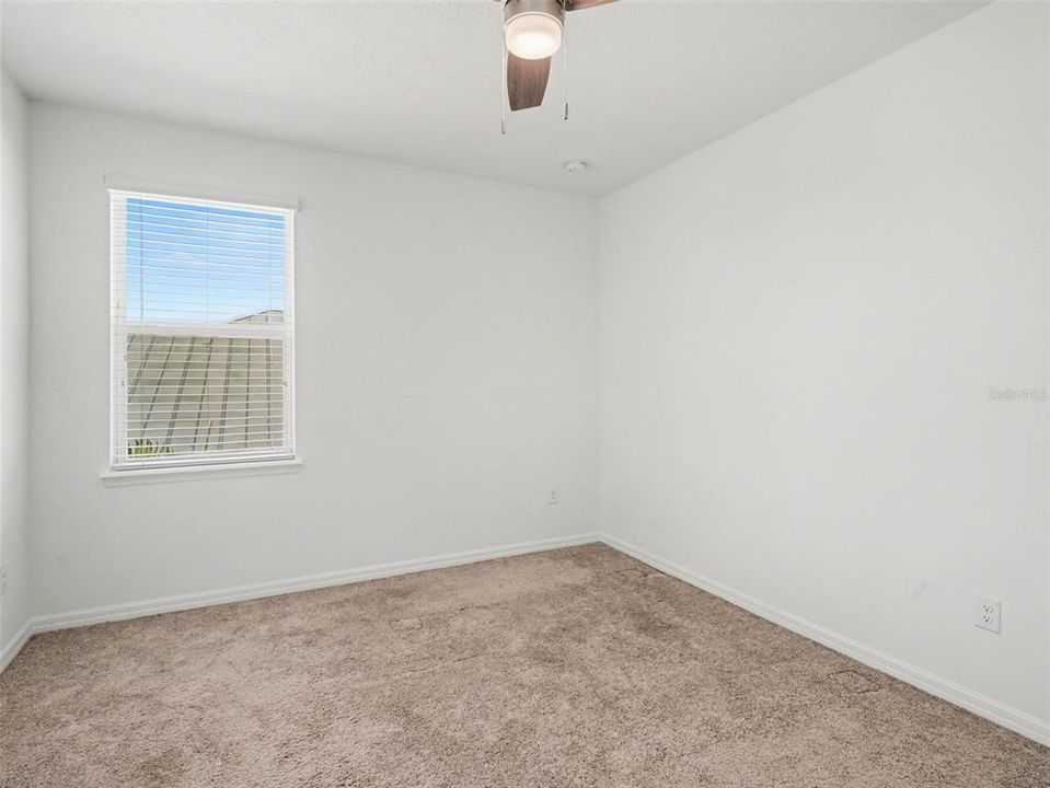En Venta: $759,999 (4 camas, 2 baños, 2706 Pies cuadrados)