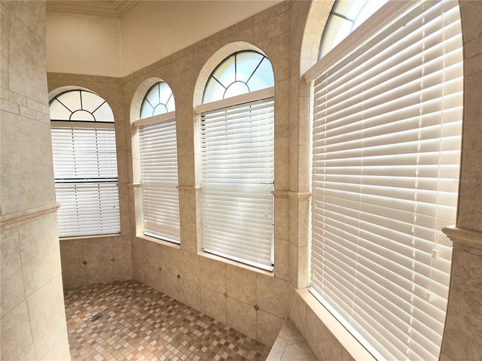 For Sale: $1,485,000 (5 beds, 5 baths, 5324 Square Feet)