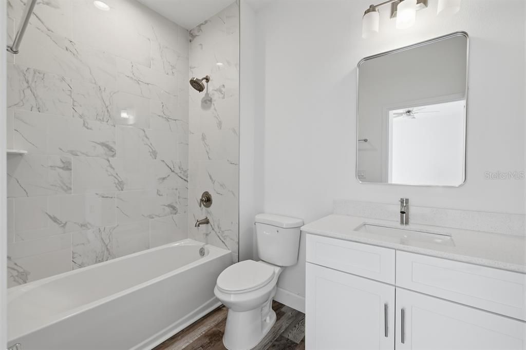 For Rent: $1,650 (3 beds, 2 baths, 1162 Square Feet)