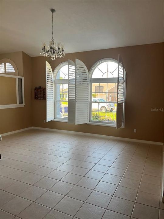 For Rent: $3,650 (4 beds, 3 baths, 2112 Square Feet)