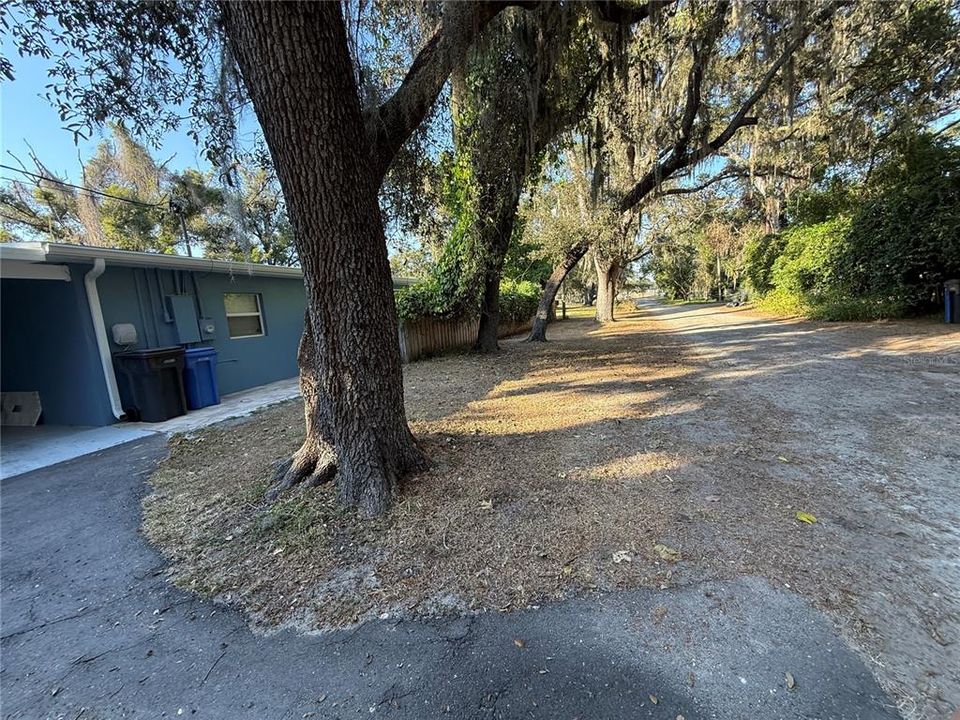 На продажу: $20,000 (0.09 acres)