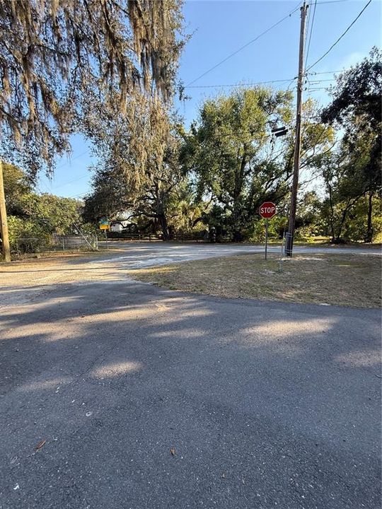 На продажу: $20,000 (0.09 acres)