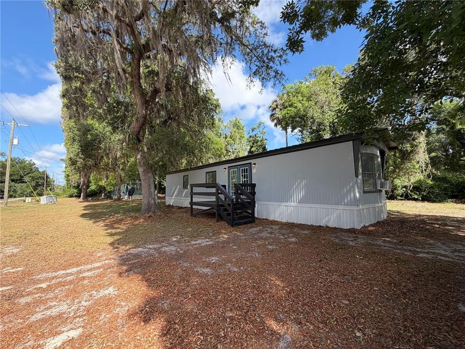 For Sale: $79,000 (2 beds, 1 baths, 789 Square Feet)