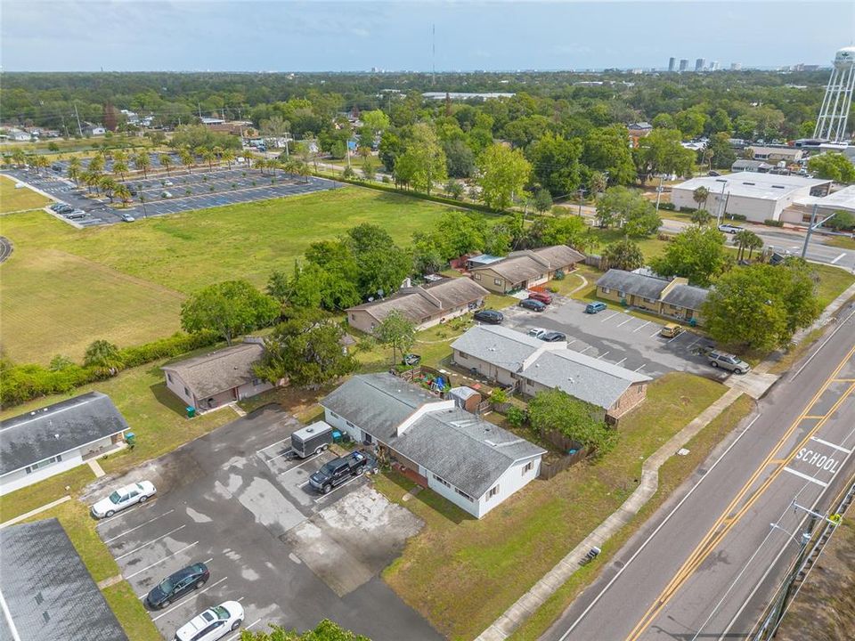 For Sale: $155,000 (3 beds, 2 baths, 1106 Square Feet)
