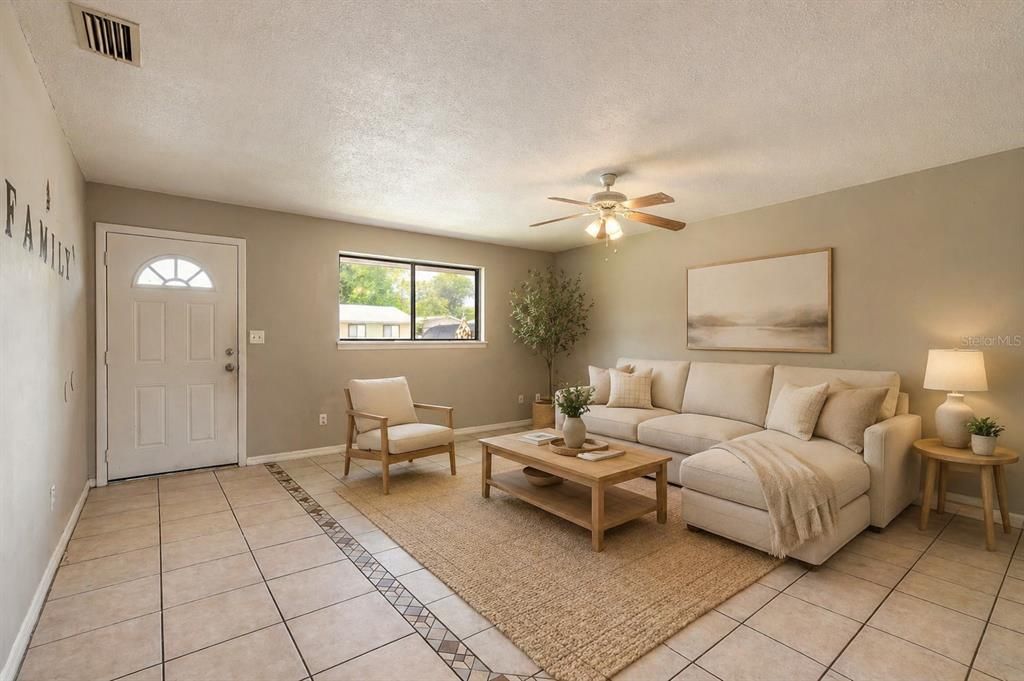 For Sale: $155,000 (3 beds, 2 baths, 1106 Square Feet)