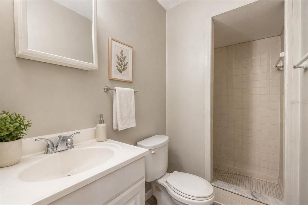 For Sale: $155,000 (3 beds, 2 baths, 1106 Square Feet)