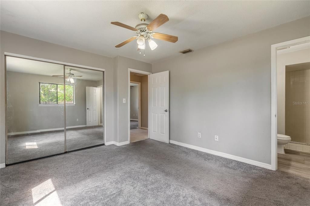 For Sale: $155,000 (3 beds, 2 baths, 1106 Square Feet)