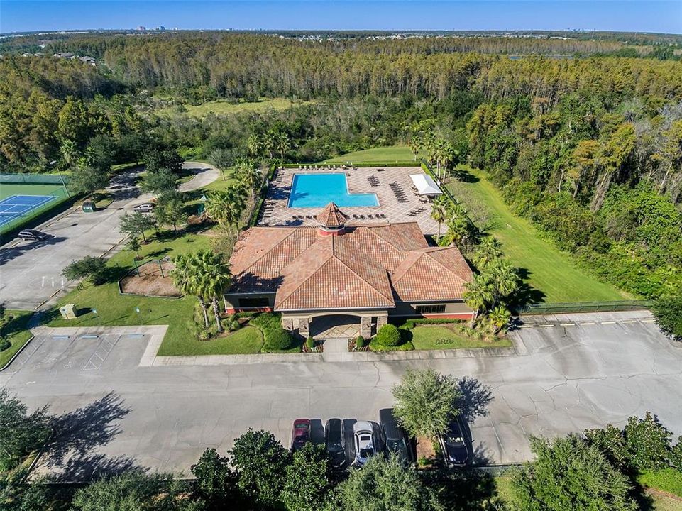 Activo con contrato: $539,000 (4 camas, 3 baños, 2179 Pies cuadrados)