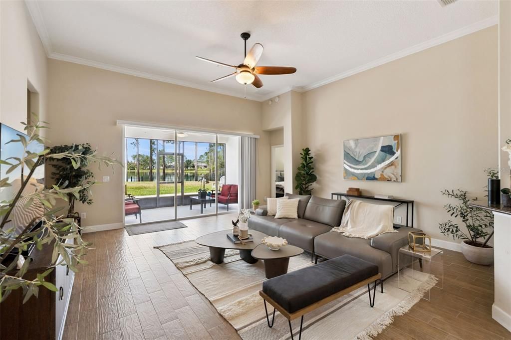 Activo con contrato: $539,000 (4 camas, 3 baños, 2179 Pies cuadrados)
