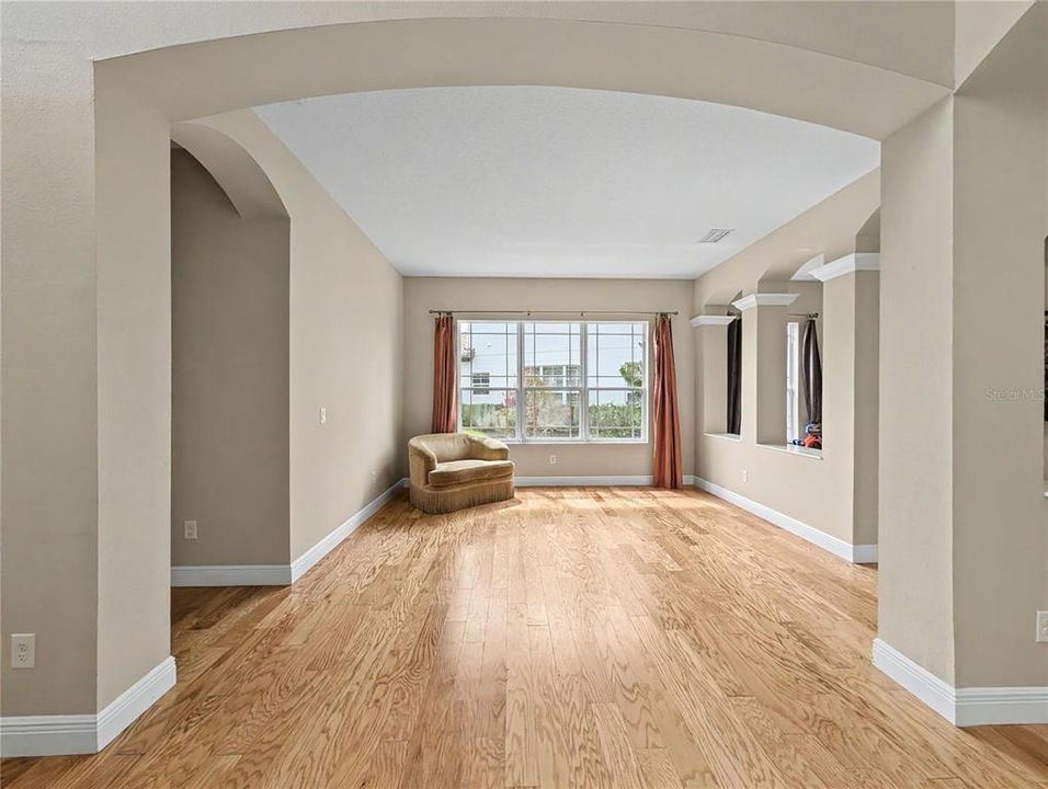 En Renta: $5,995 (5 camas, 3 baños, 3756 Pies cuadrados)