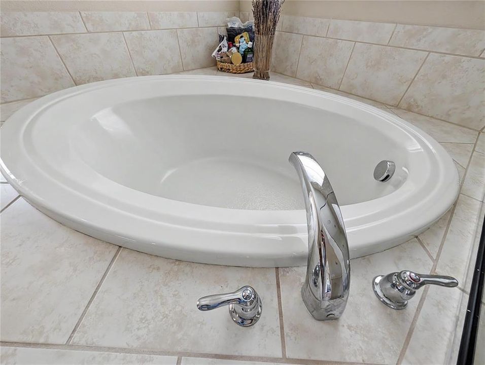En Renta: $5,995 (5 camas, 3 baños, 3756 Pies cuadrados)