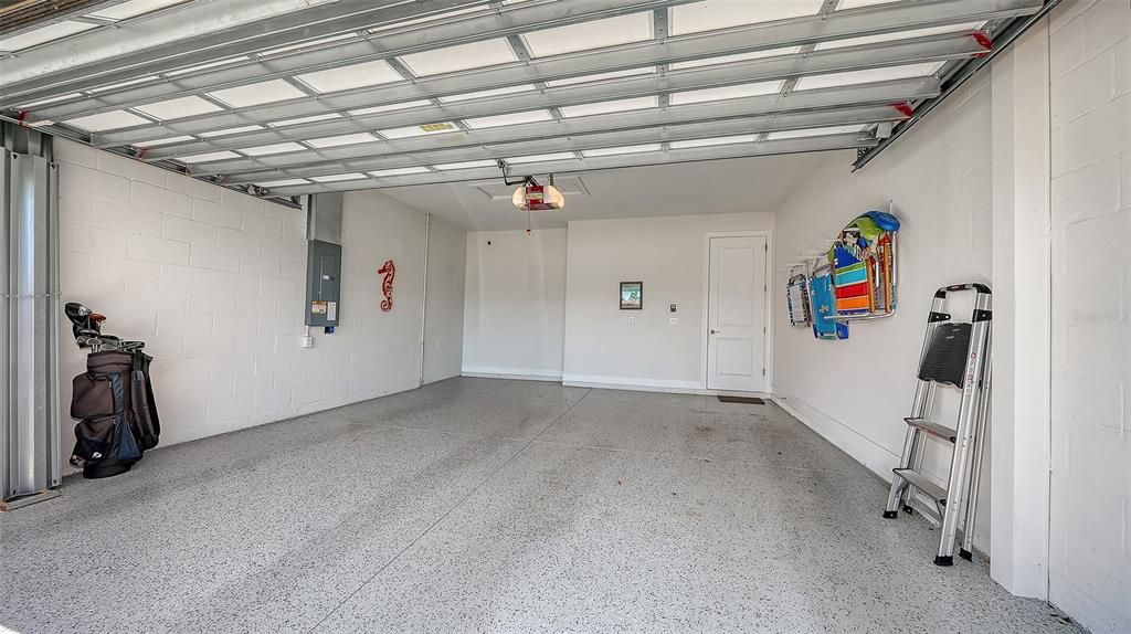 For Sale: $659,000 (3 beds, 2 baths, 1931 Square Feet)