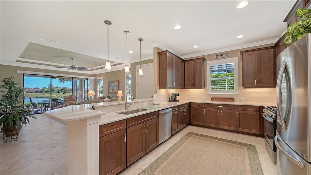 For Sale: $659,000 (3 beds, 2 baths, 1931 Square Feet)