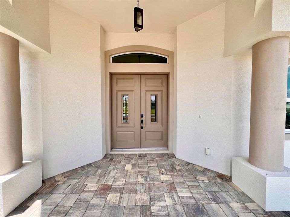 En Venta: $599,000 (4 camas, 2 baños, 1862 Pies cuadrados)