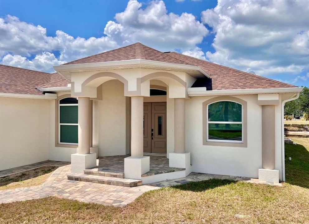 En Venta: $599,000 (4 camas, 2 baños, 1862 Pies cuadrados)
