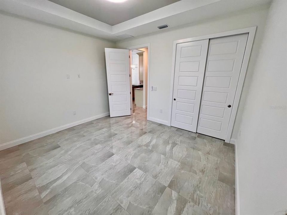 En Venta: $599,000 (4 camas, 2 baños, 1862 Pies cuadrados)