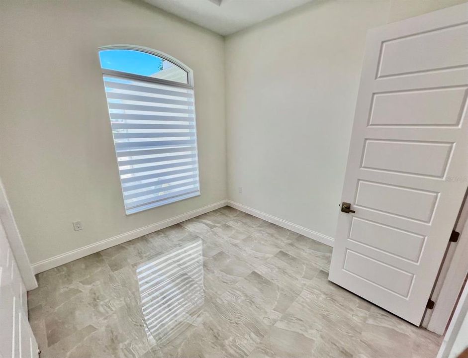 En Venta: $599,000 (4 camas, 2 baños, 1862 Pies cuadrados)