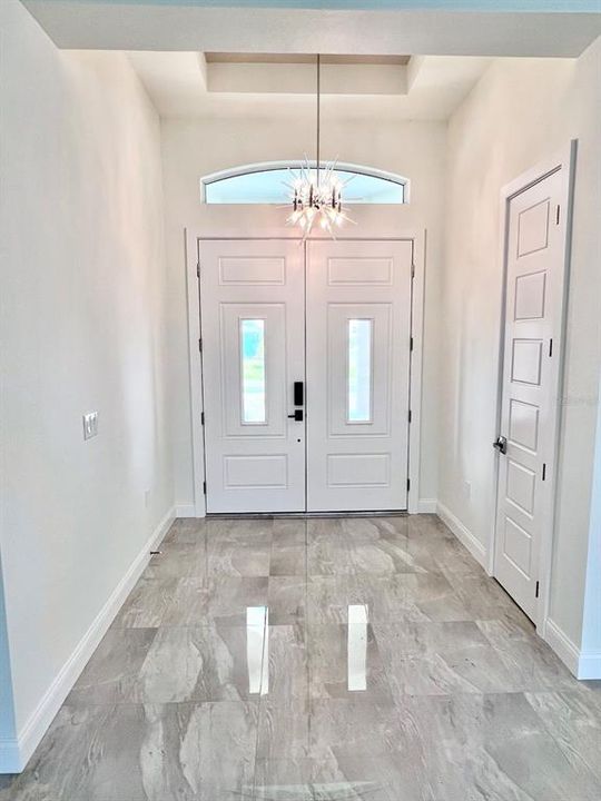 En Venta: $599,000 (4 camas, 2 baños, 1862 Pies cuadrados)