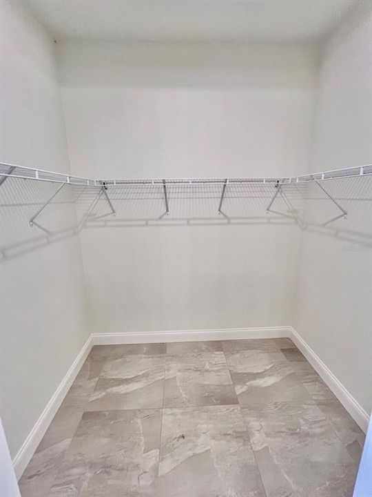 En Venta: $599,000 (4 camas, 2 baños, 1862 Pies cuadrados)