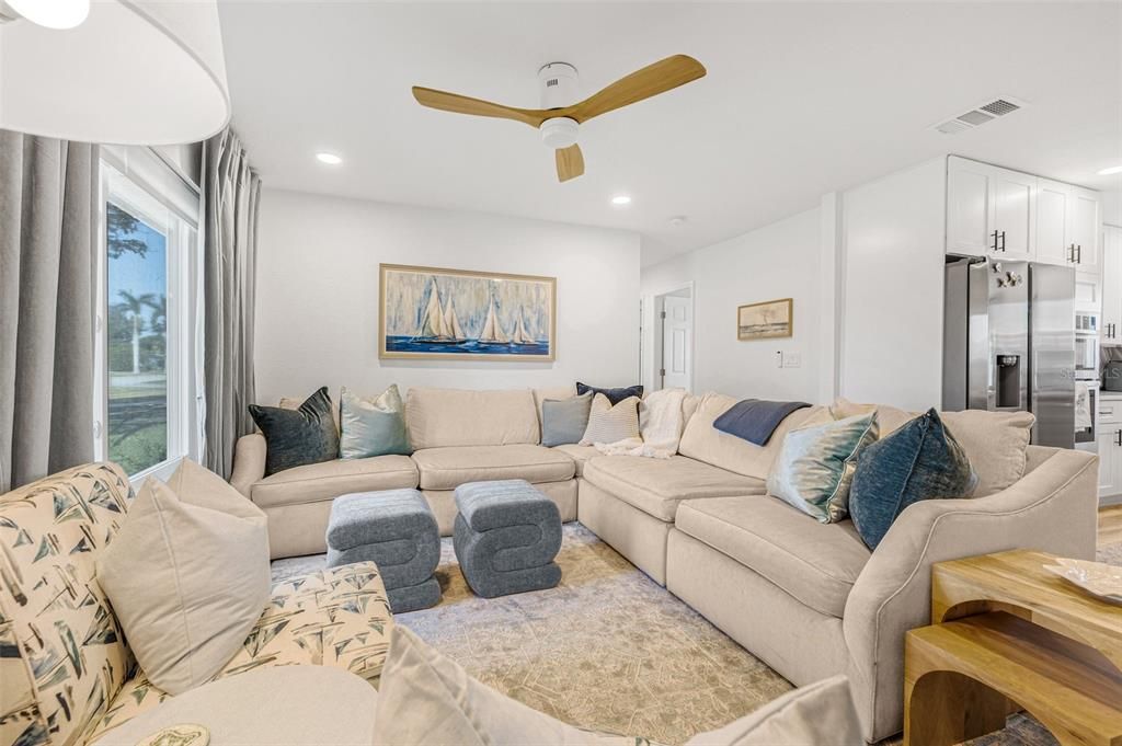 Activo con contrato: $610,000 (4 camas, 2 baños, 1543 Pies cuadrados)