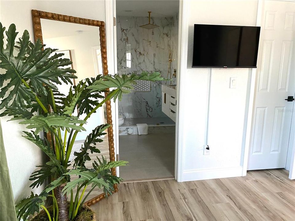 Activo con contrato: $610,000 (4 camas, 2 baños, 1543 Pies cuadrados)