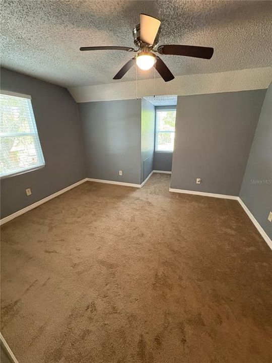 Active With Contract: $289,000 (3 beds, 2 baths, 1456 Square Feet)