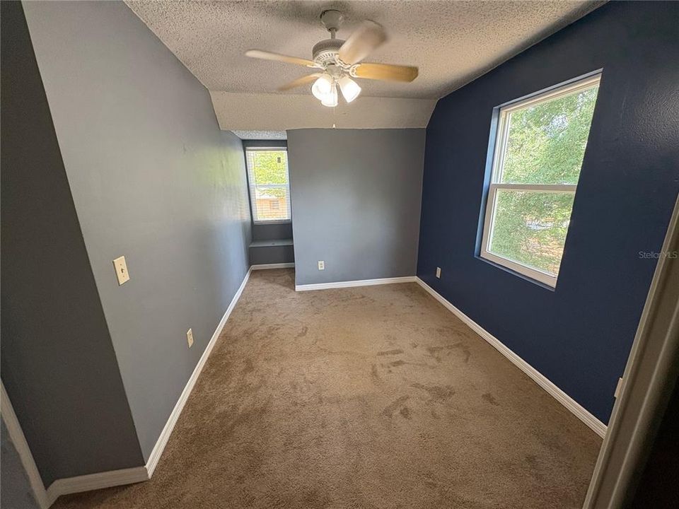 Active With Contract: $289,000 (3 beds, 2 baths, 1456 Square Feet)