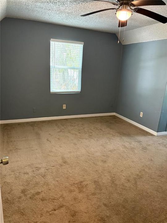 Active With Contract: $289,000 (3 beds, 2 baths, 1456 Square Feet)