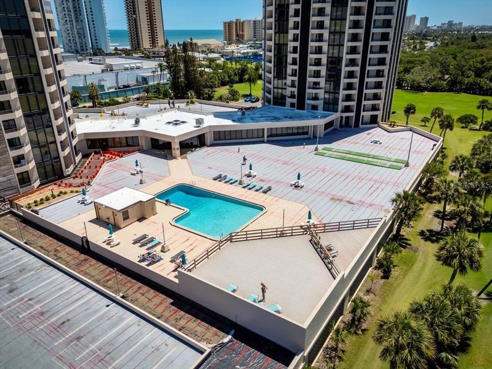 Active With Contract: $157,000 (1 beds, 1 baths, 1010 Square Feet)