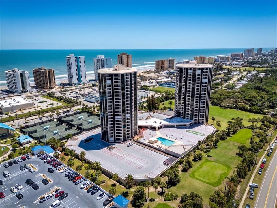 Active With Contract: $157,000 (1 beds, 1 baths, 1010 Square Feet)