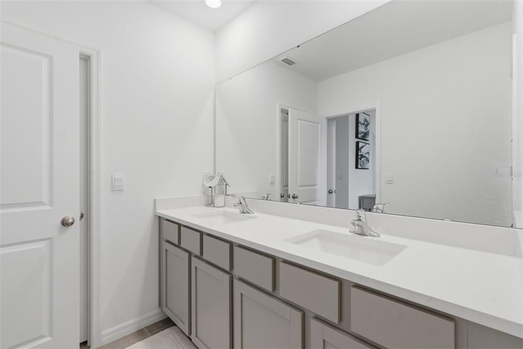 En Venta: $319,900 (3 camas, 2 baños, 1802 Pies cuadrados)