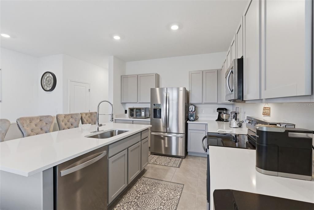 En Venta: $319,900 (3 camas, 2 baños, 1802 Pies cuadrados)