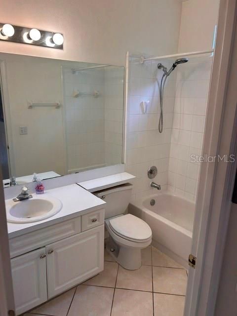 En Renta: $1,800 (2 camas, 2 baños, 960 Pies cuadrados)