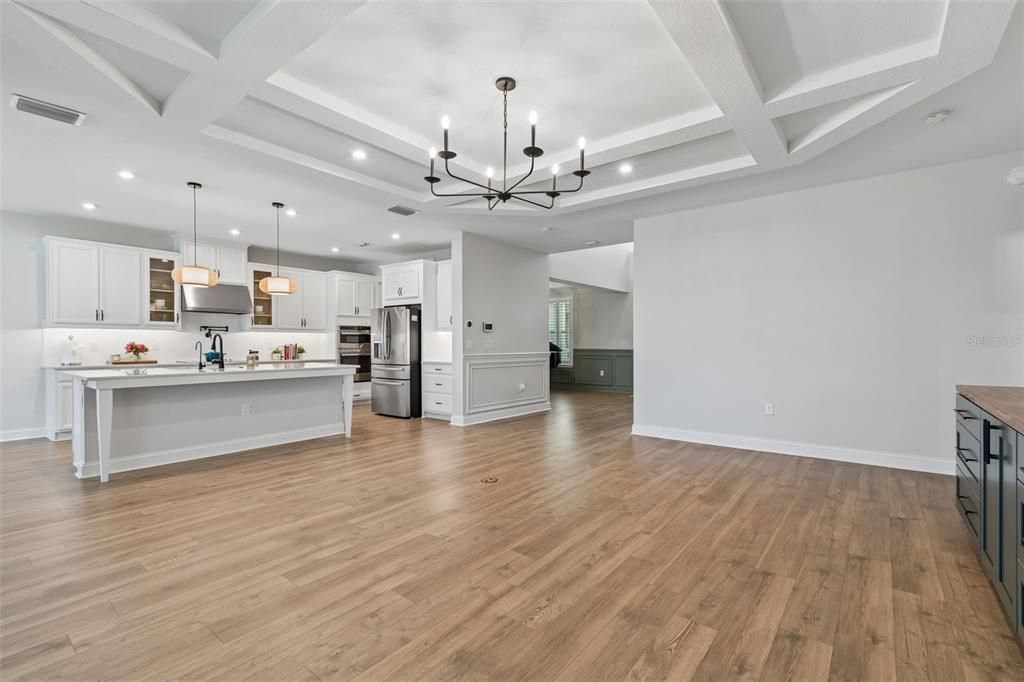 En Venta: $829,900 (5 camas, 4 baños, 3835 Pies cuadrados)
