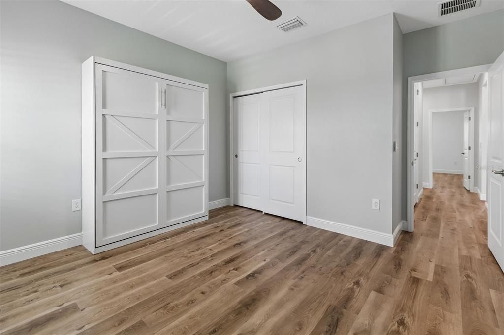 En Venta: $829,900 (5 camas, 4 baños, 3835 Pies cuadrados)