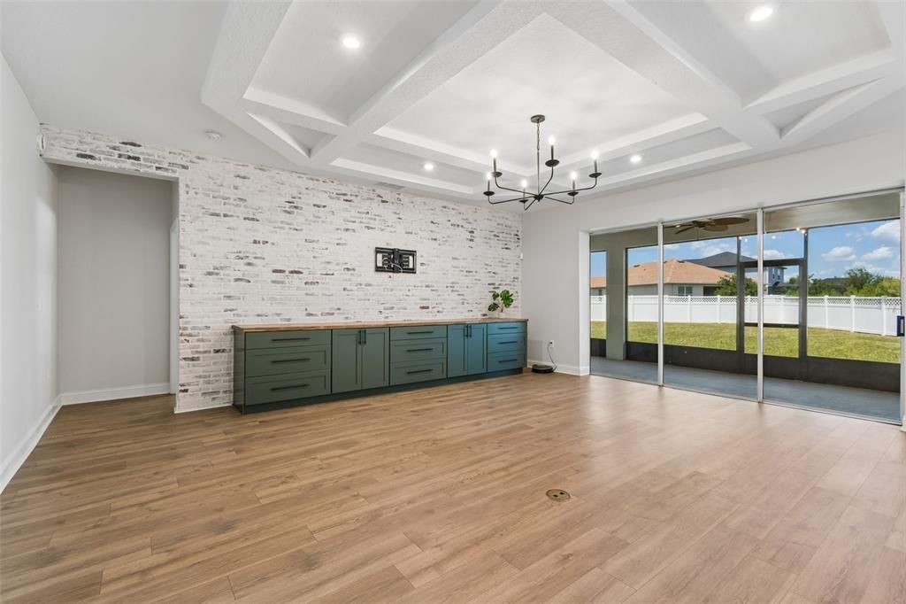 En Venta: $829,900 (5 camas, 4 baños, 3835 Pies cuadrados)