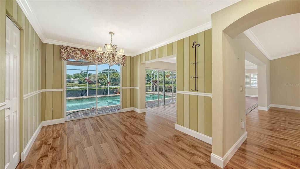 Active With Contract: $604,900 (3 beds, 2 baths, 2392 Square Feet)
