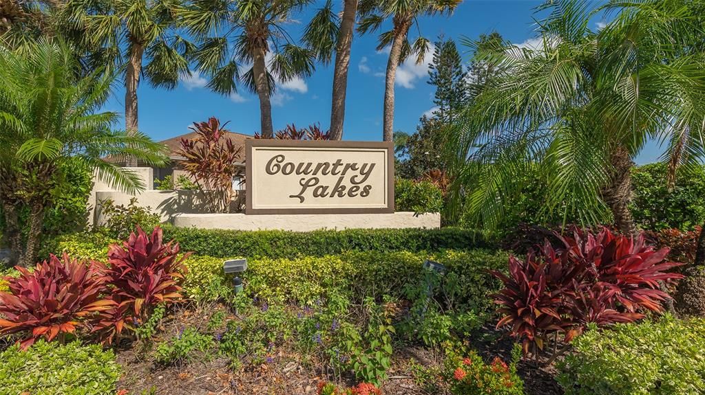 Active With Contract: $604,900 (3 beds, 2 baths, 2392 Square Feet)