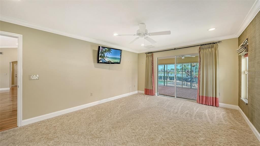 Active With Contract: $604,900 (3 beds, 2 baths, 2392 Square Feet)