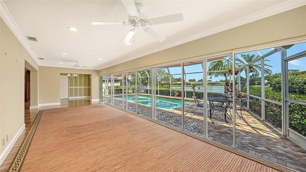 Active With Contract: $604,900 (3 beds, 2 baths, 2392 Square Feet)