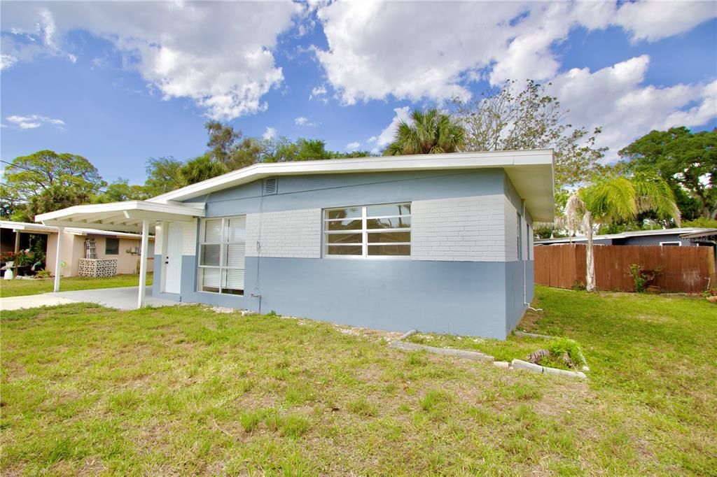 En Venta: $174,900 (2 camas, 1 baños, 744 Pies cuadrados)
