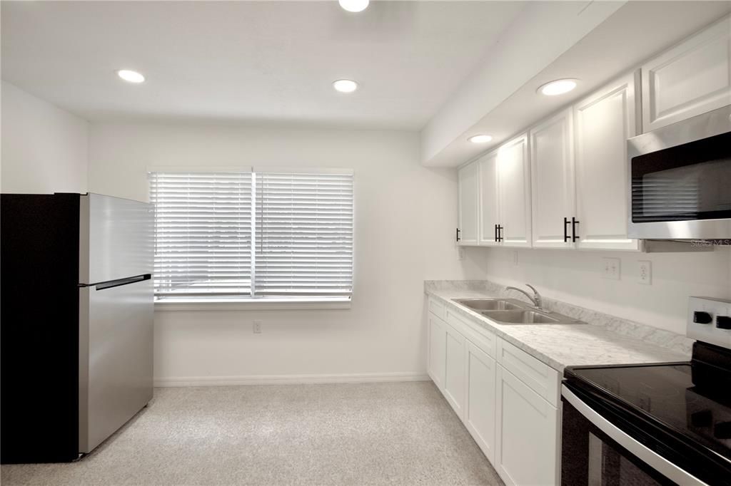 En Venta: $174,900 (2 camas, 1 baños, 744 Pies cuadrados)