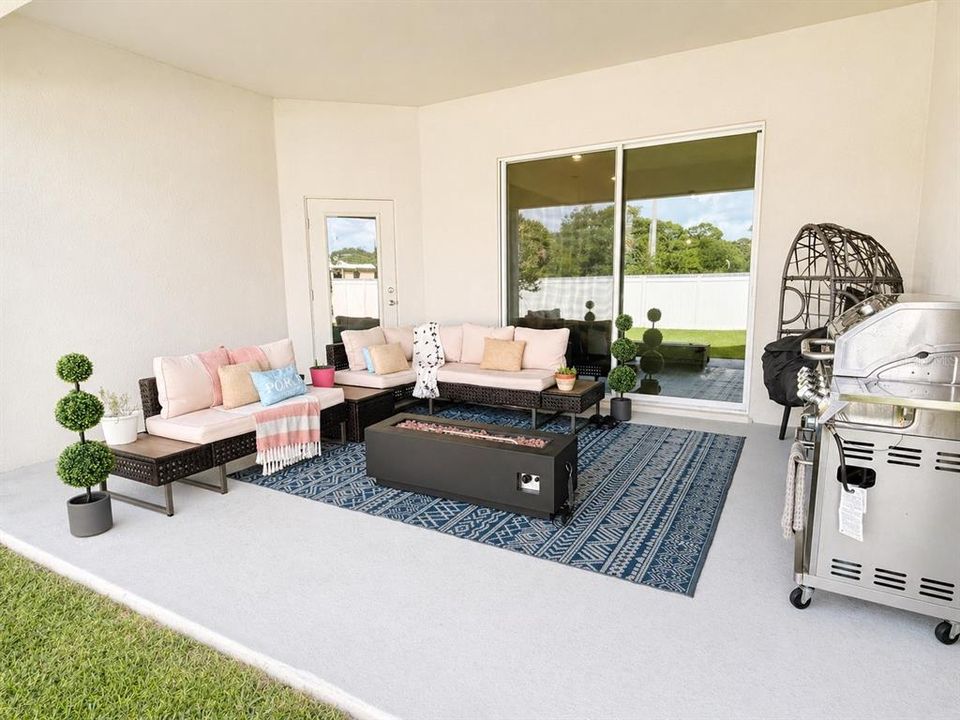 For Sale: $485,999 (3 beds, 3 baths, 2312 Square Feet)
