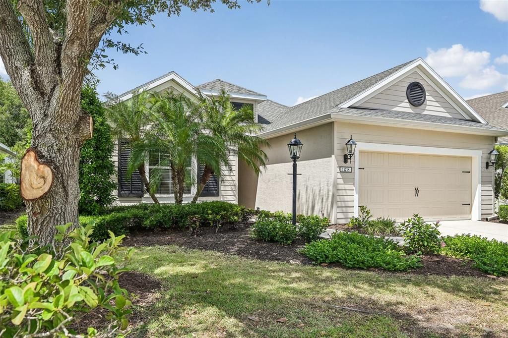 Activo con contrato: $469,900 (3 camas, 2 baños, 2136 Pies cuadrados)