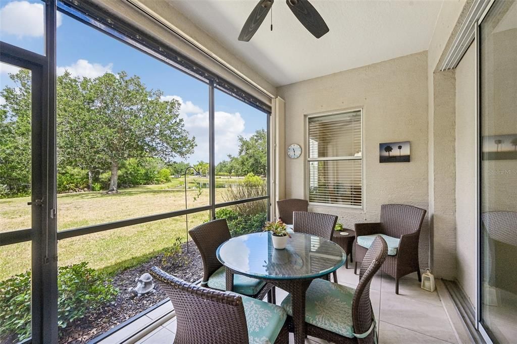 Activo con contrato: $469,900 (3 camas, 2 baños, 2136 Pies cuadrados)