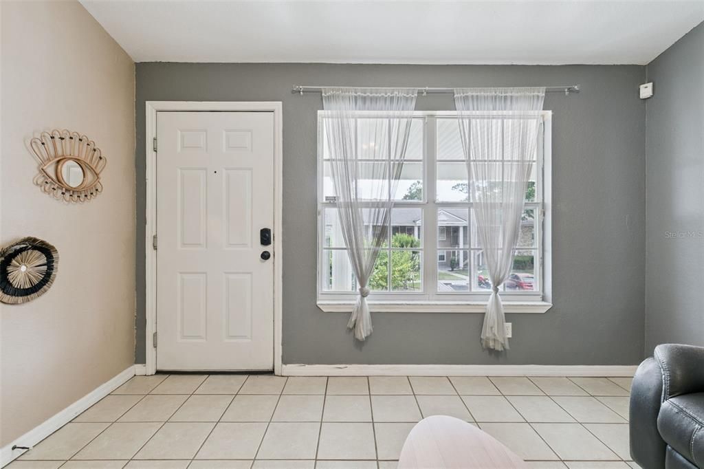 En Venta: $249,000 (2 camas, 2 baños, 960 Pies cuadrados)