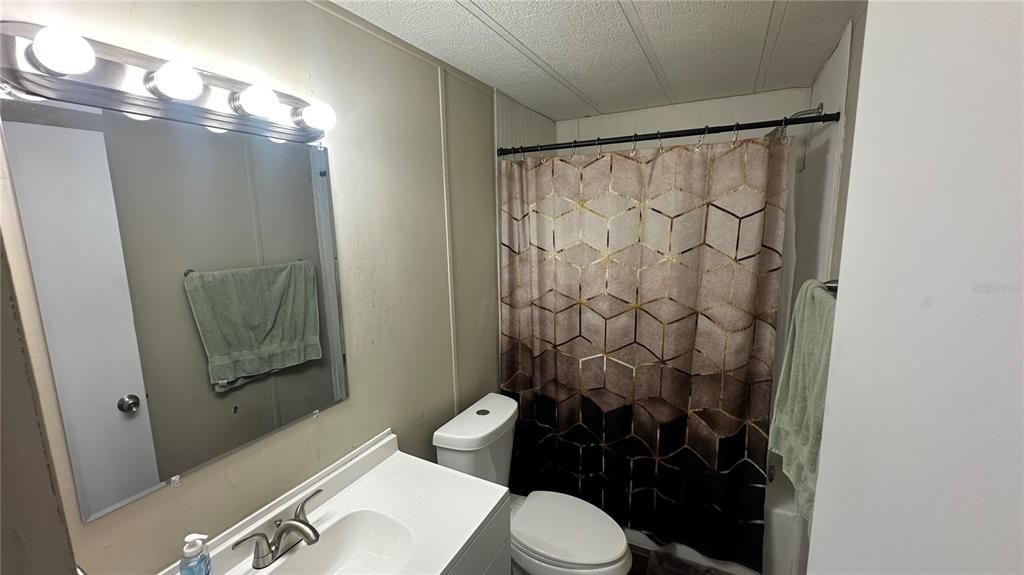 En Venta: $165,000 (3 camas, 2 baños, 1008 Pies cuadrados)